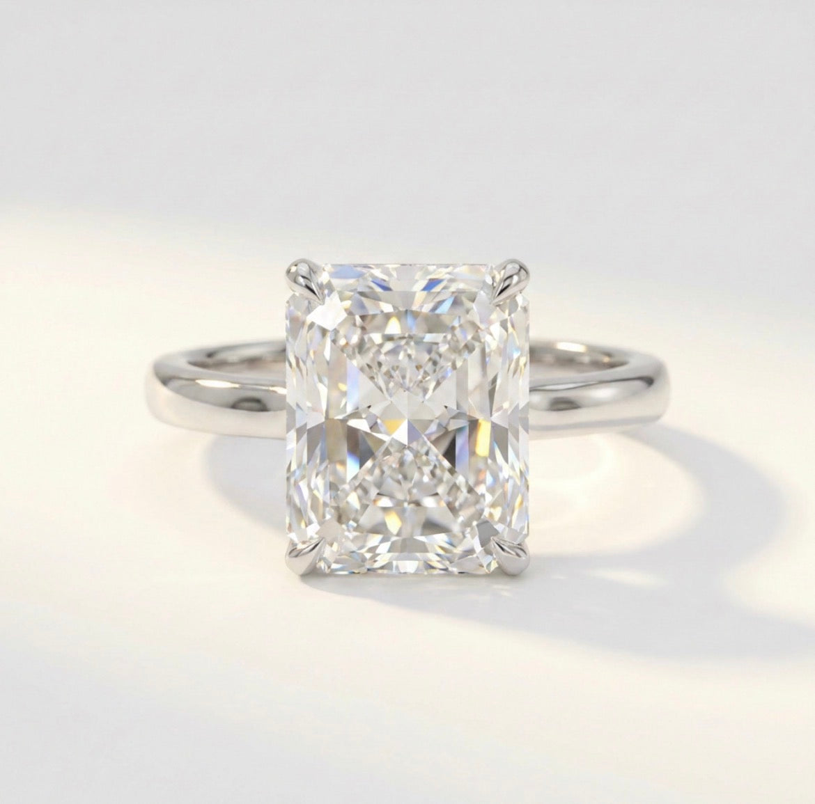 ラディアント ソリティア リング/Radiant Solitaire Ring