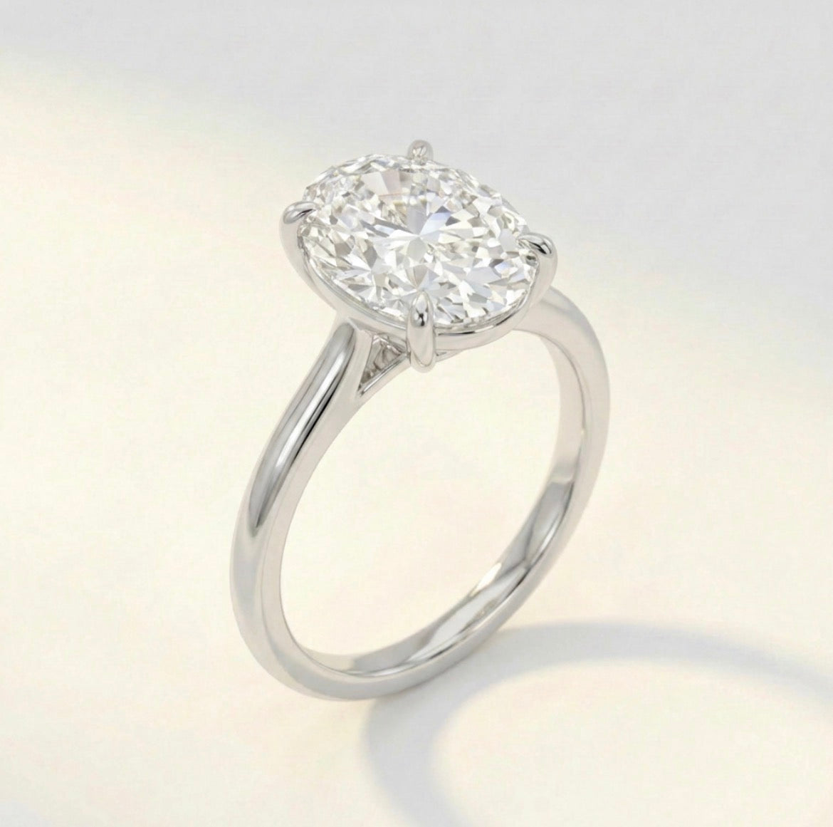 オーバル ソリティア リング/Oval Cut Solitaire Ring