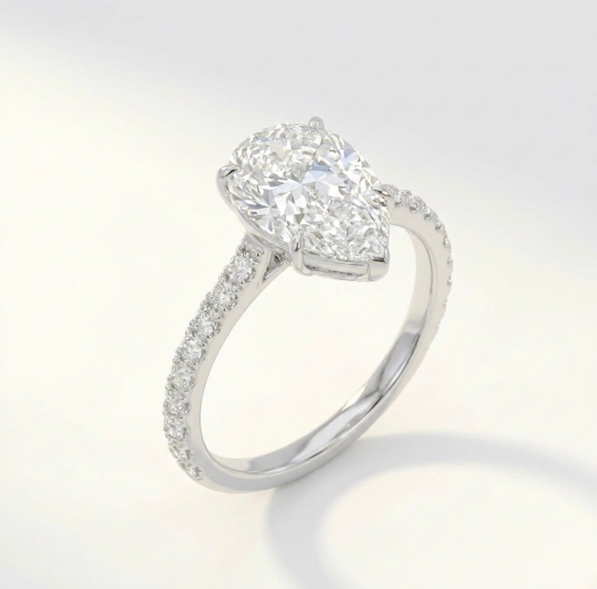 AURORA BY KOH | 雫の透明感 Pair Shape Cut
