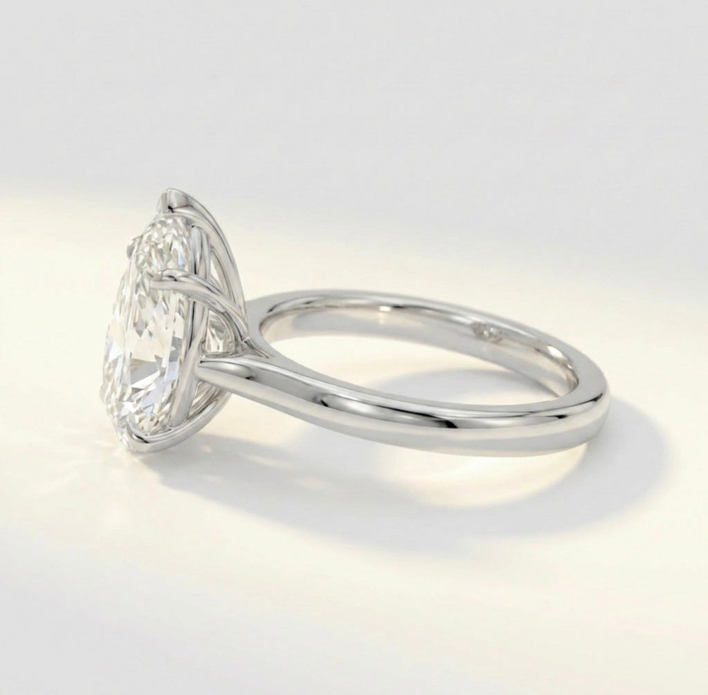 Pear Shape Solitaire Ring/Pear Shape Solitaire Ring